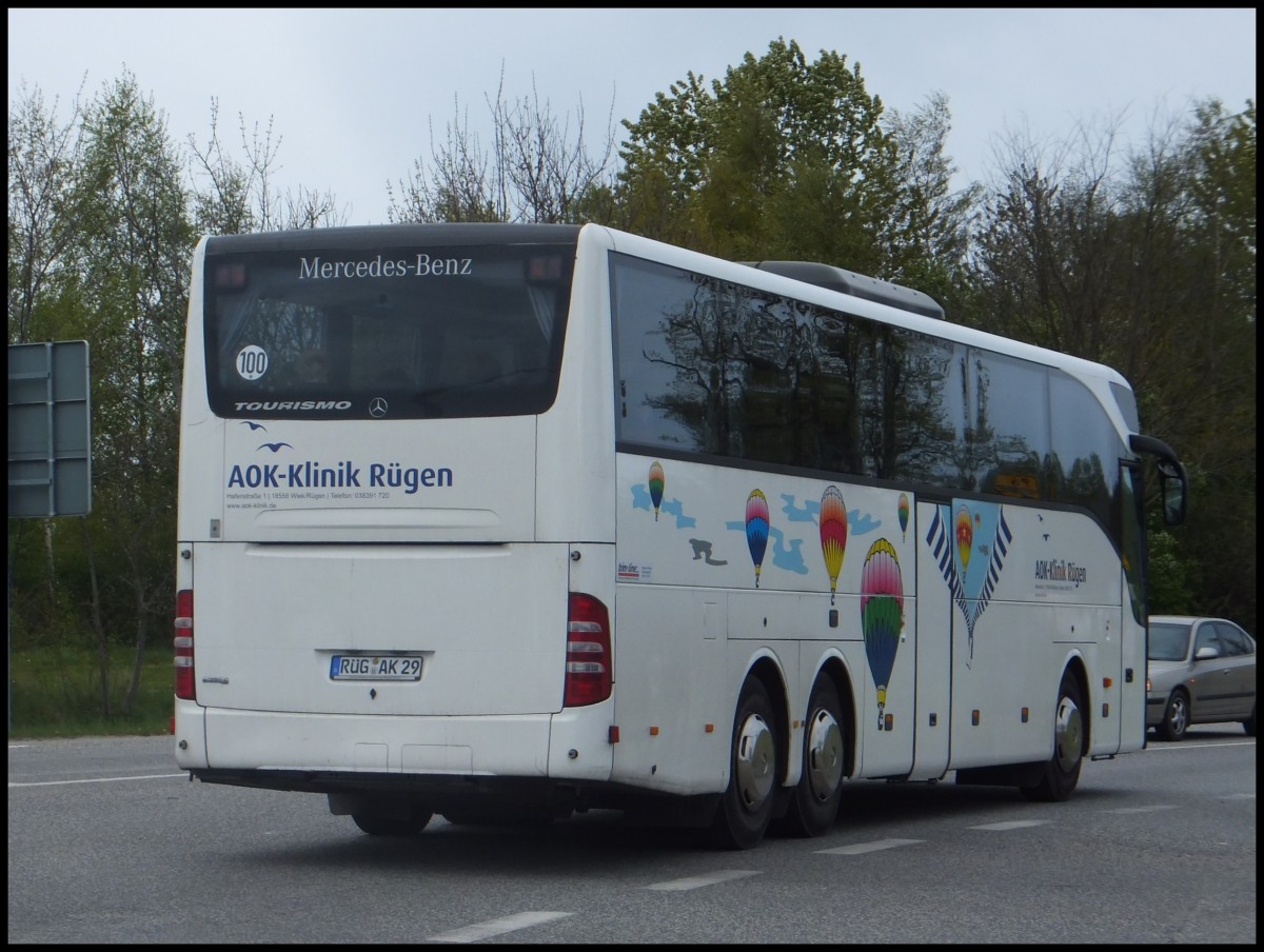 Mercedes Tourismo von der AOK-Klinik Rgen in Sassnitz.