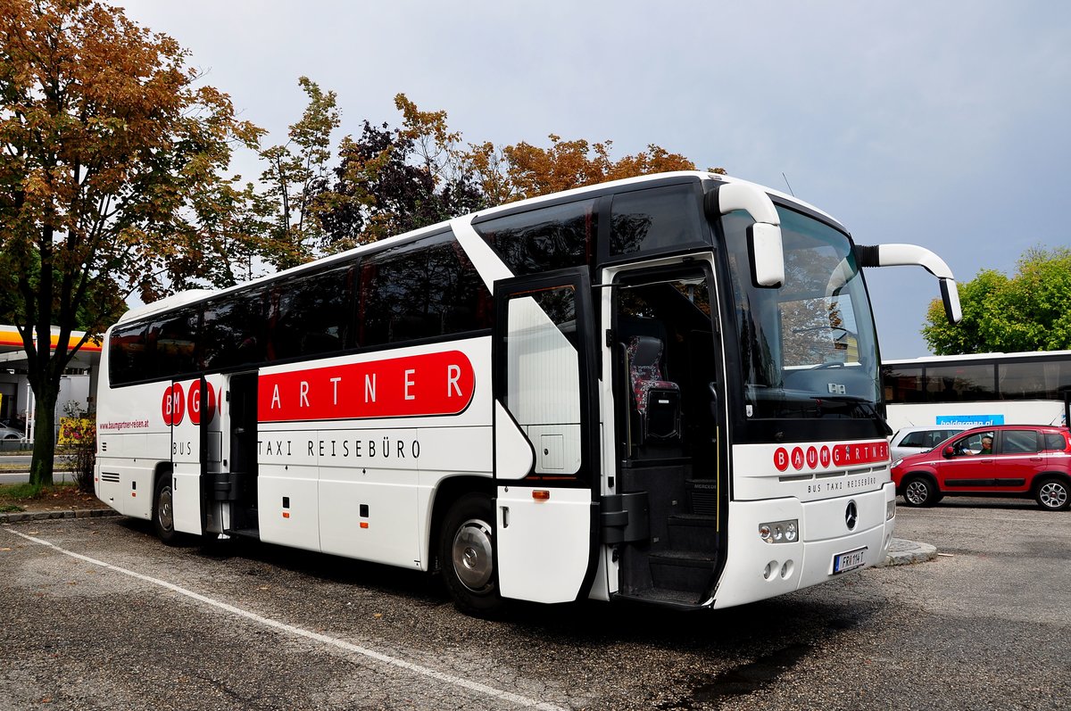 Mercedes Tourismo von Baumgartner Reisen aus sterreich in Krems.