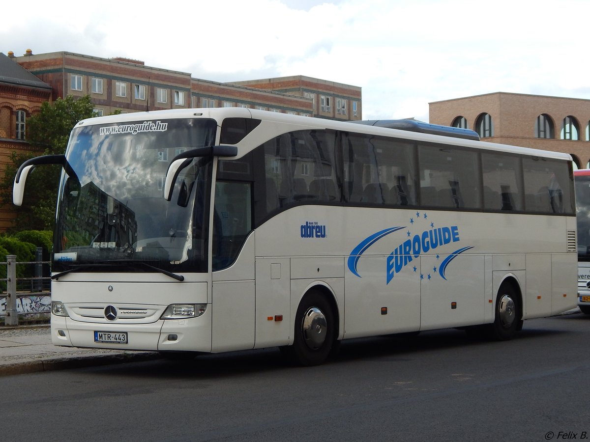 Mercedes Tourismo von Euroguide aus Ungarn in Berlin. 