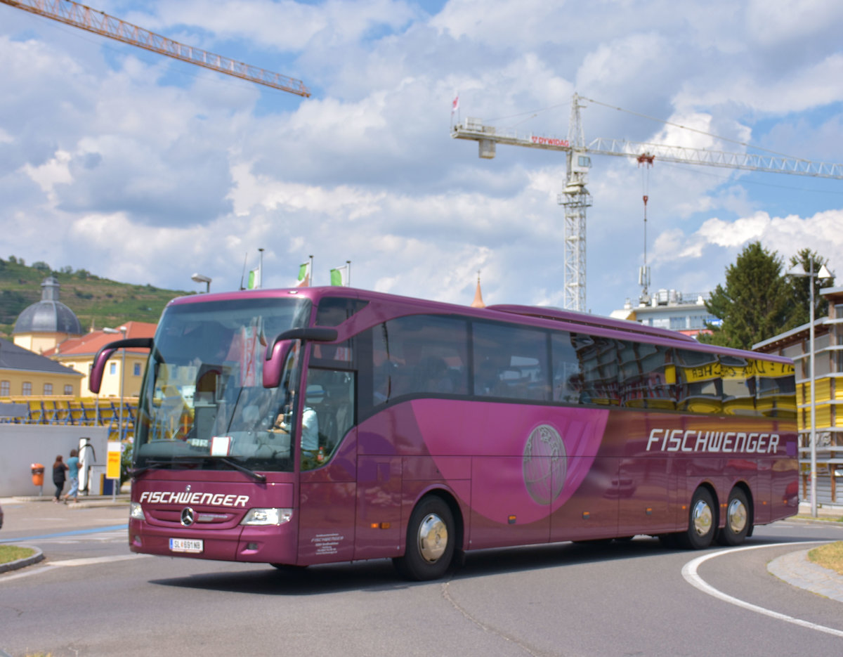 Mercedes Tourismo von Fischwenger Reisen aus sterreich 2017 in Krems.