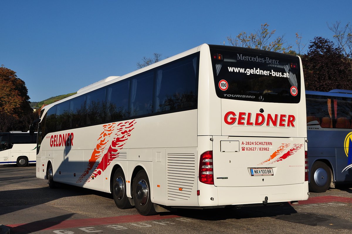 Mercedes Tourismo von Geldner Reisen aus Niedersterreich in Krems gesehen.