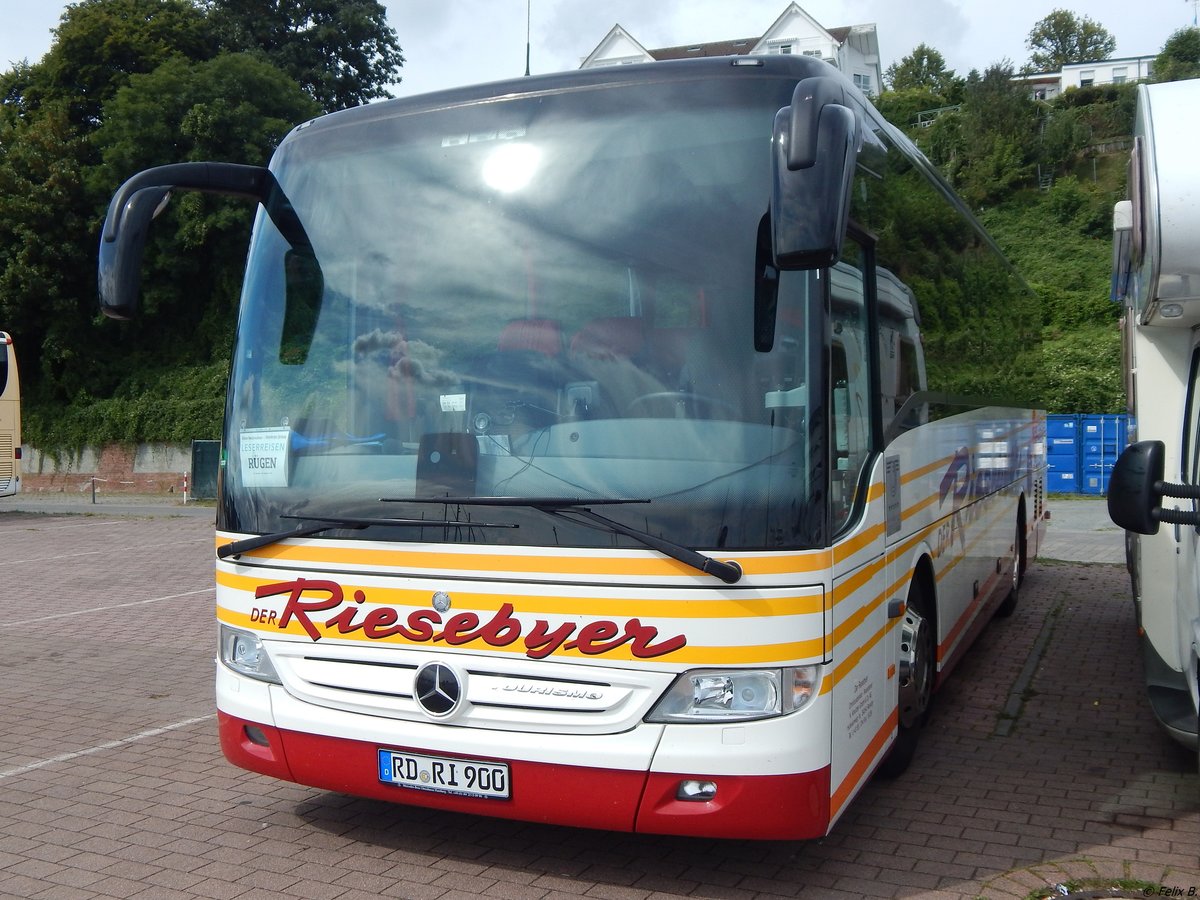 Mercedes Tourismo K von Der Riesebyer aus Deutschland im Stadthafen Sassnitz.