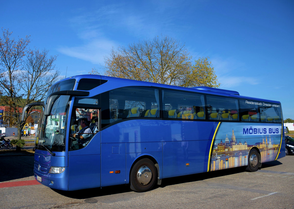 Mercedes Tourismo von Mbius Bus aus der BRD in Krems.