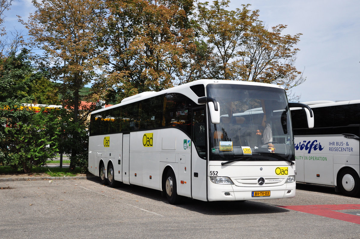 Mercedes Tourismo von Oad Reisen.nl in Krems.