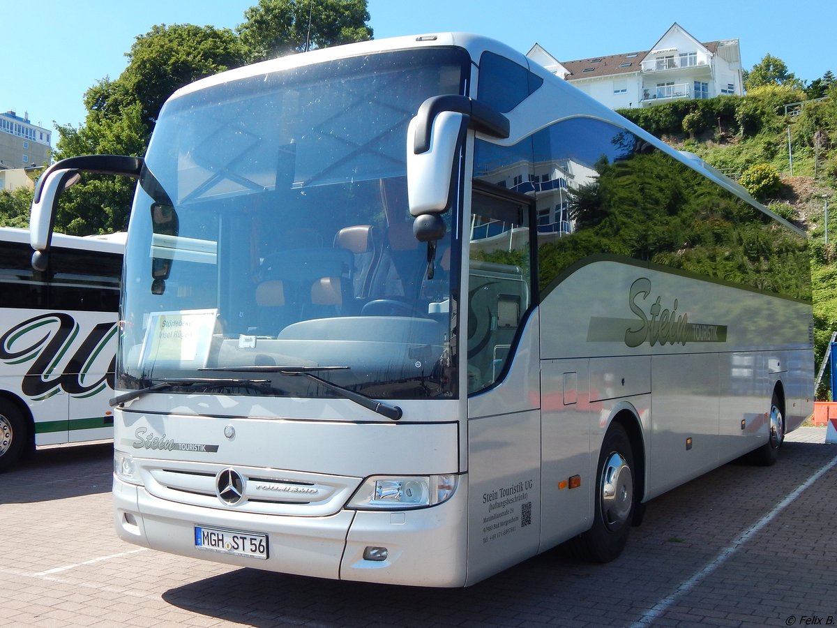 Mercedes Tourismo von Stein Touristik aus Deutschland im Stadthafen Sassnitz.