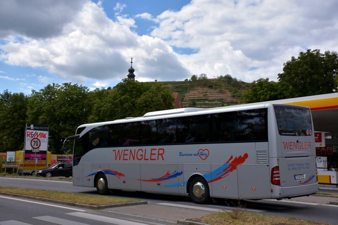 Mercedes Tourismo von Wengler Reisen aus der BRD 2017 in Krems.