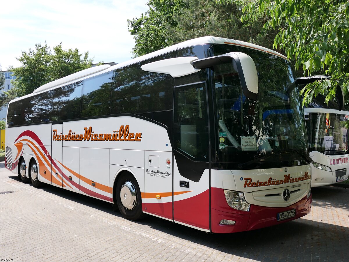 Mercedes Tourismo von Wissmüller aus Deutschland in Binz.