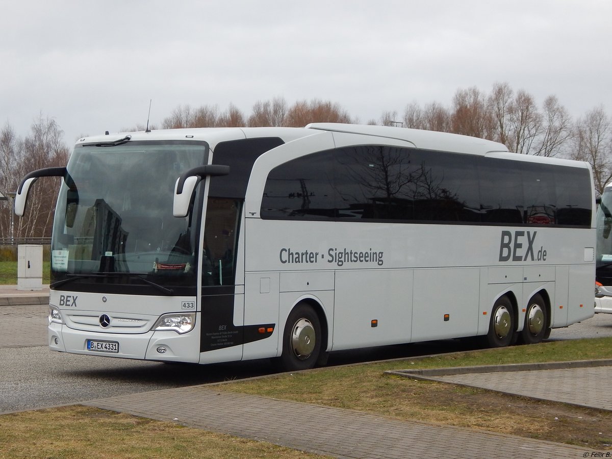 Mercedes Travego von BEX aus Deutschland in Rostock. 