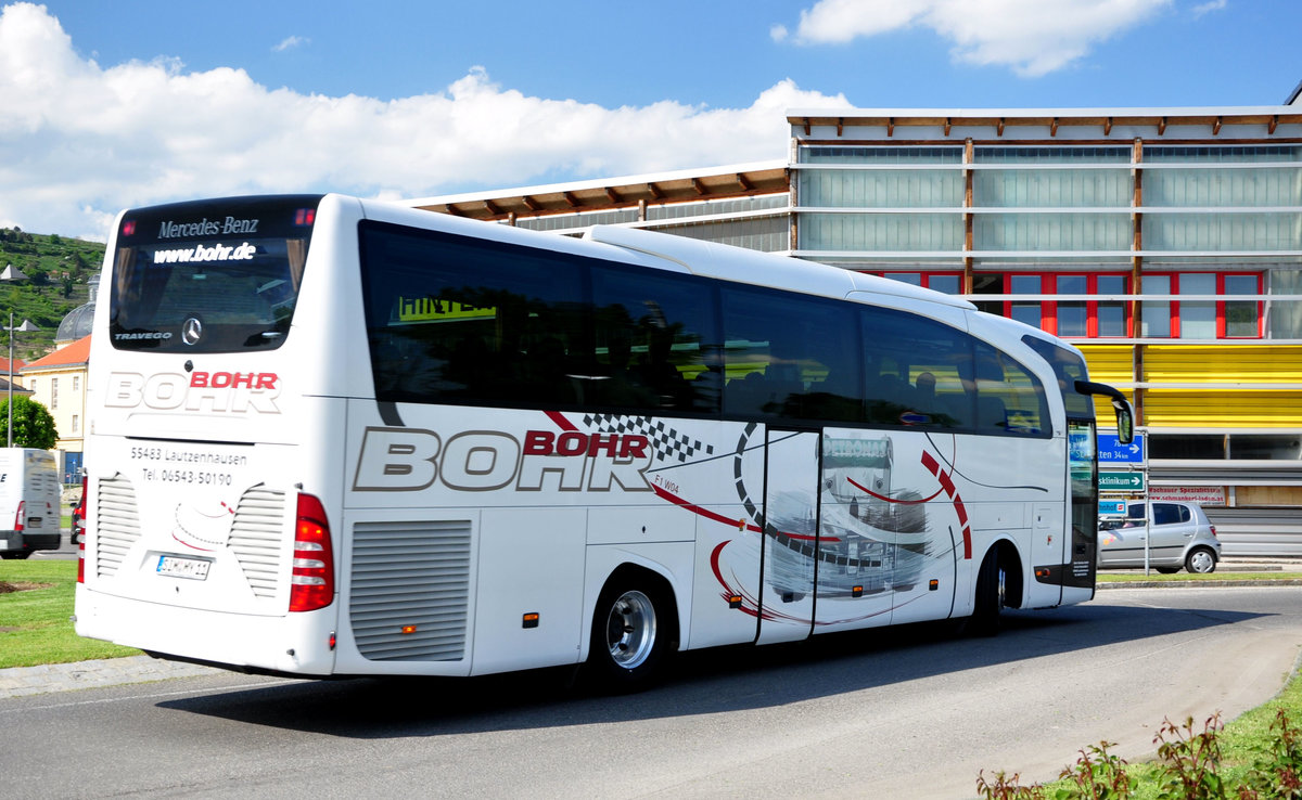 Mercedes Travego von BOHR Reisen aus der BRD in Krems gesehen.