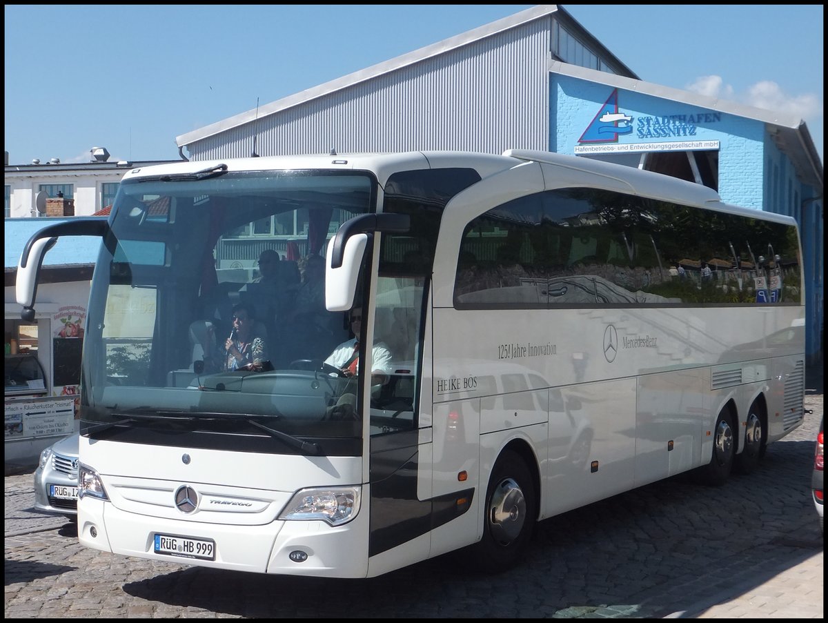 Mercedes Travego von Heike Bös aus Deutschland im Stadthafen Sassnitz.