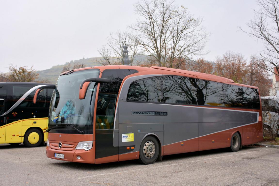 Mercedes Travego von HENGEL Reisen aus der BRD 10/2017 in Krems.