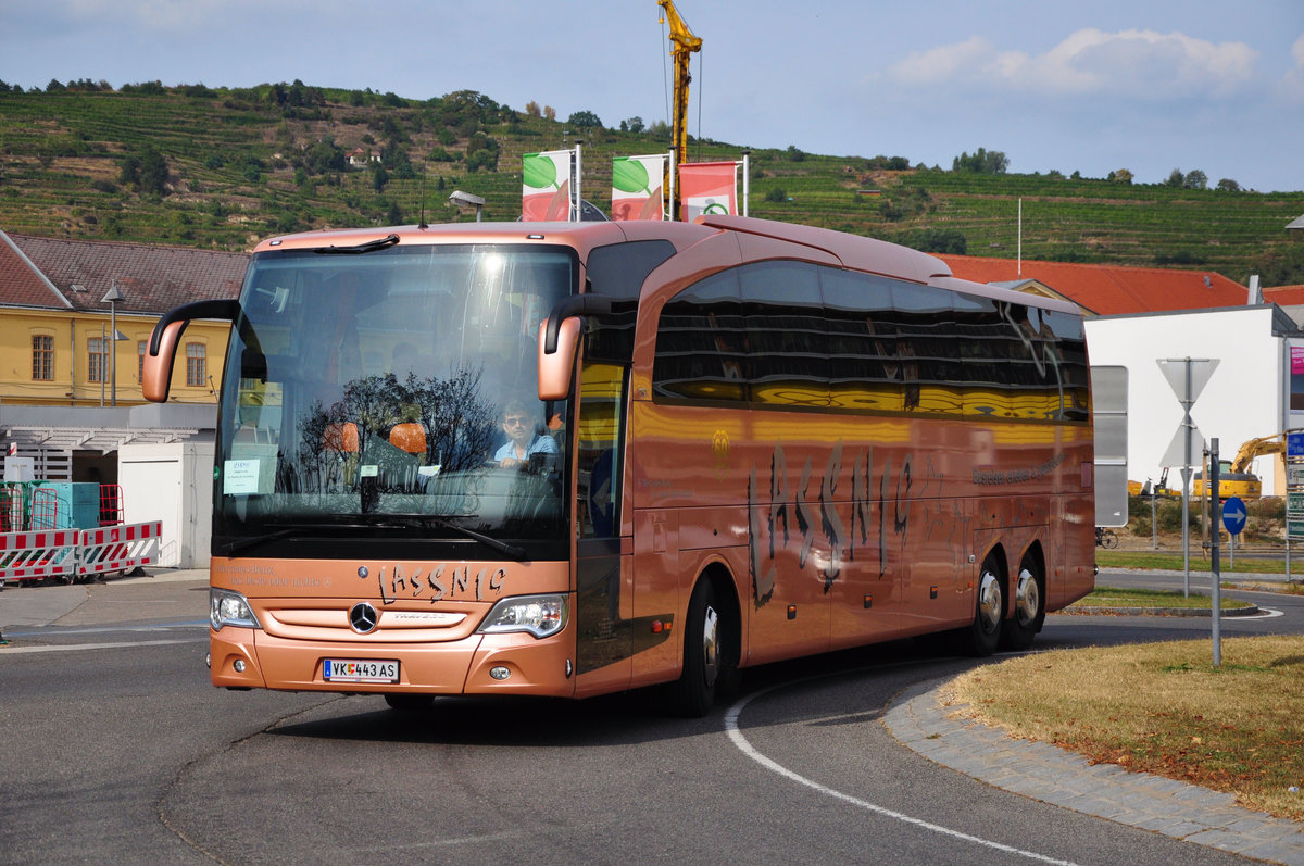 Mercedes Travego von LASSNIG Busreisen aus sterreich in Krems.