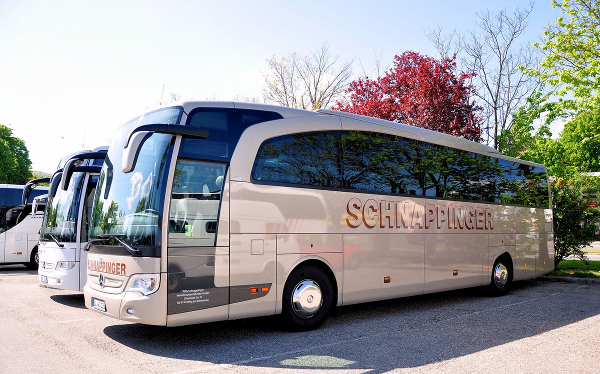 Mercedes Travego von Schnappinger Reisen aus der BRD in Krems gesehen.