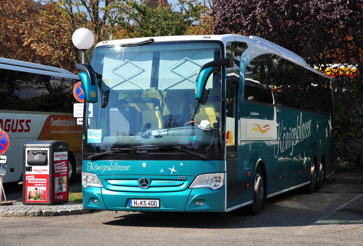 Mercedes Travego von Schrnig Reisen aus der BRD in Krems.