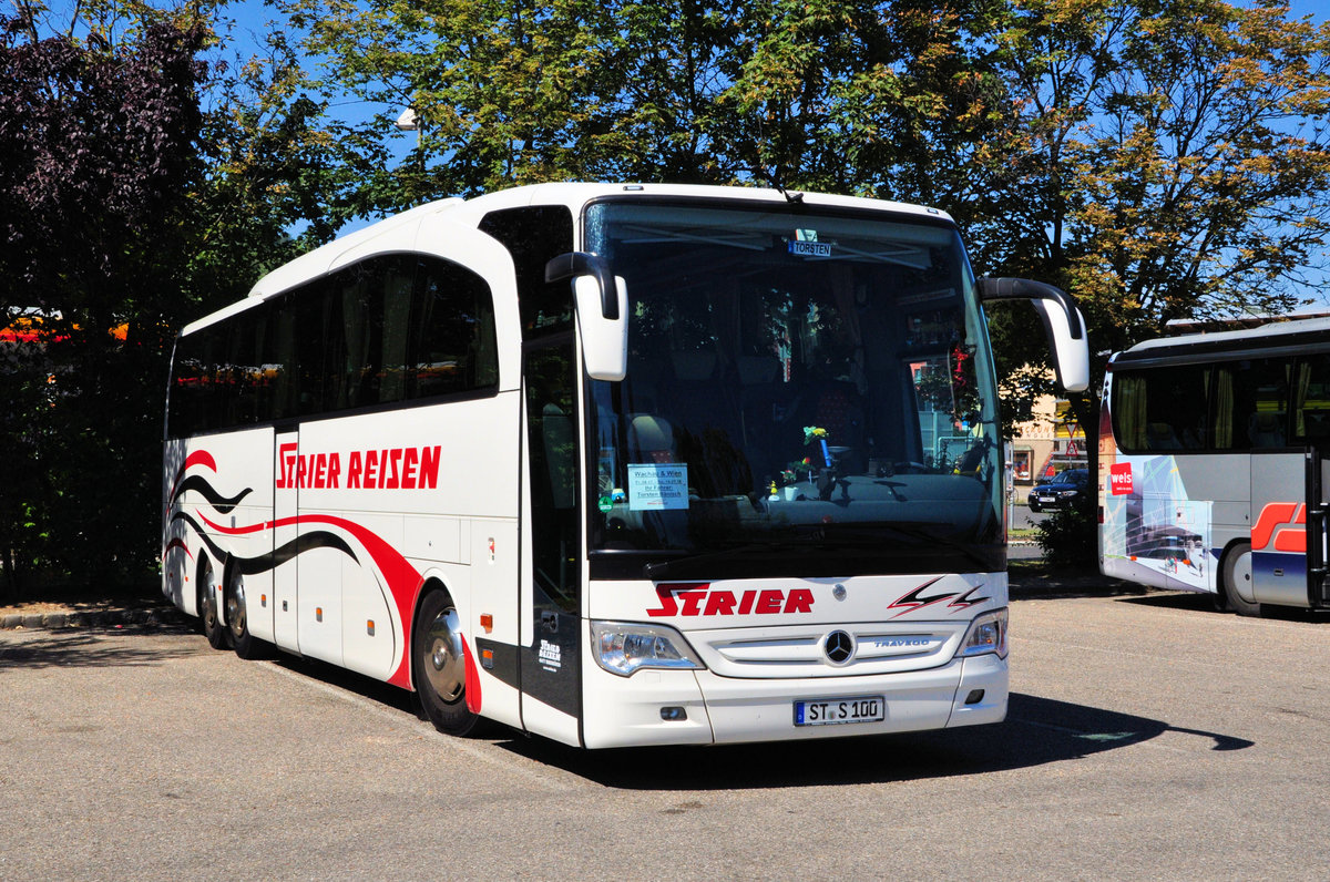 Mercedes Travego von Strier Reisen aus der BRD in Krems gesehen.