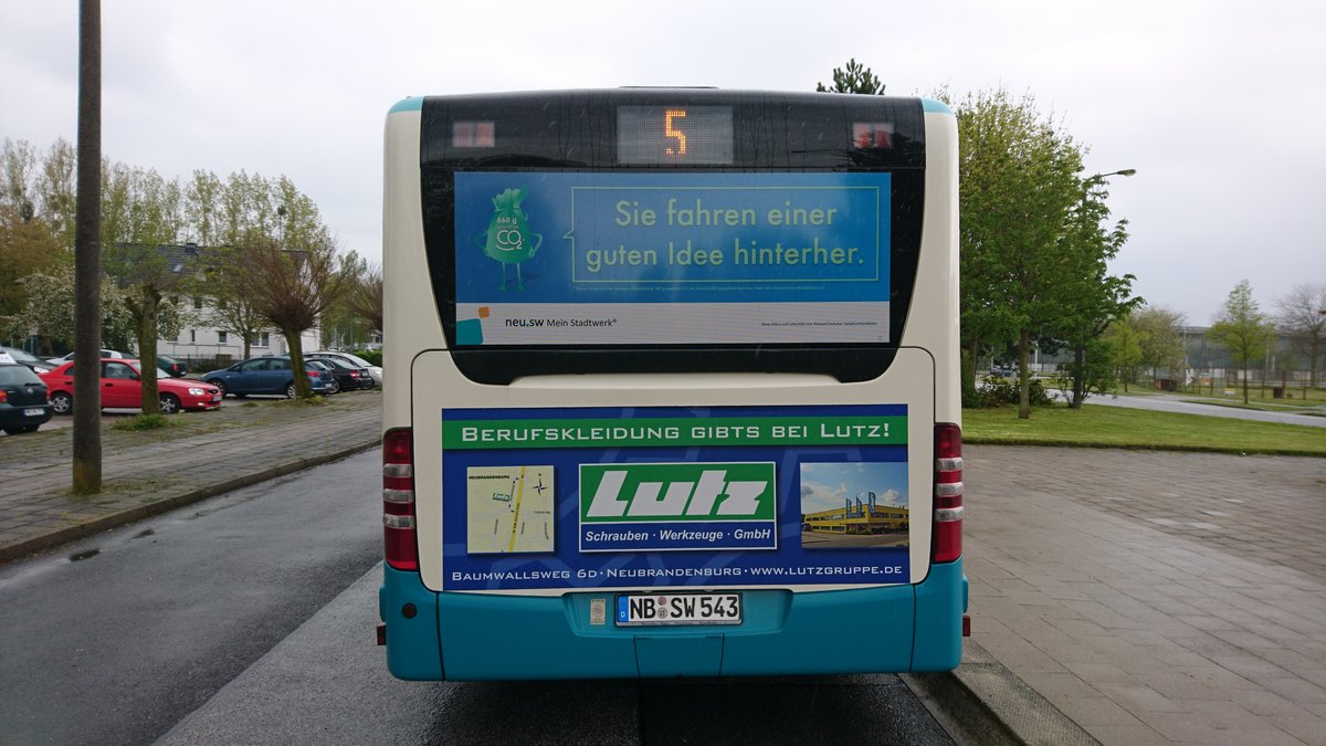 ....NB SW 543 auf der Linie 5 in Monkeshof auf den Weg zum Bahnhof (Mai 2017)