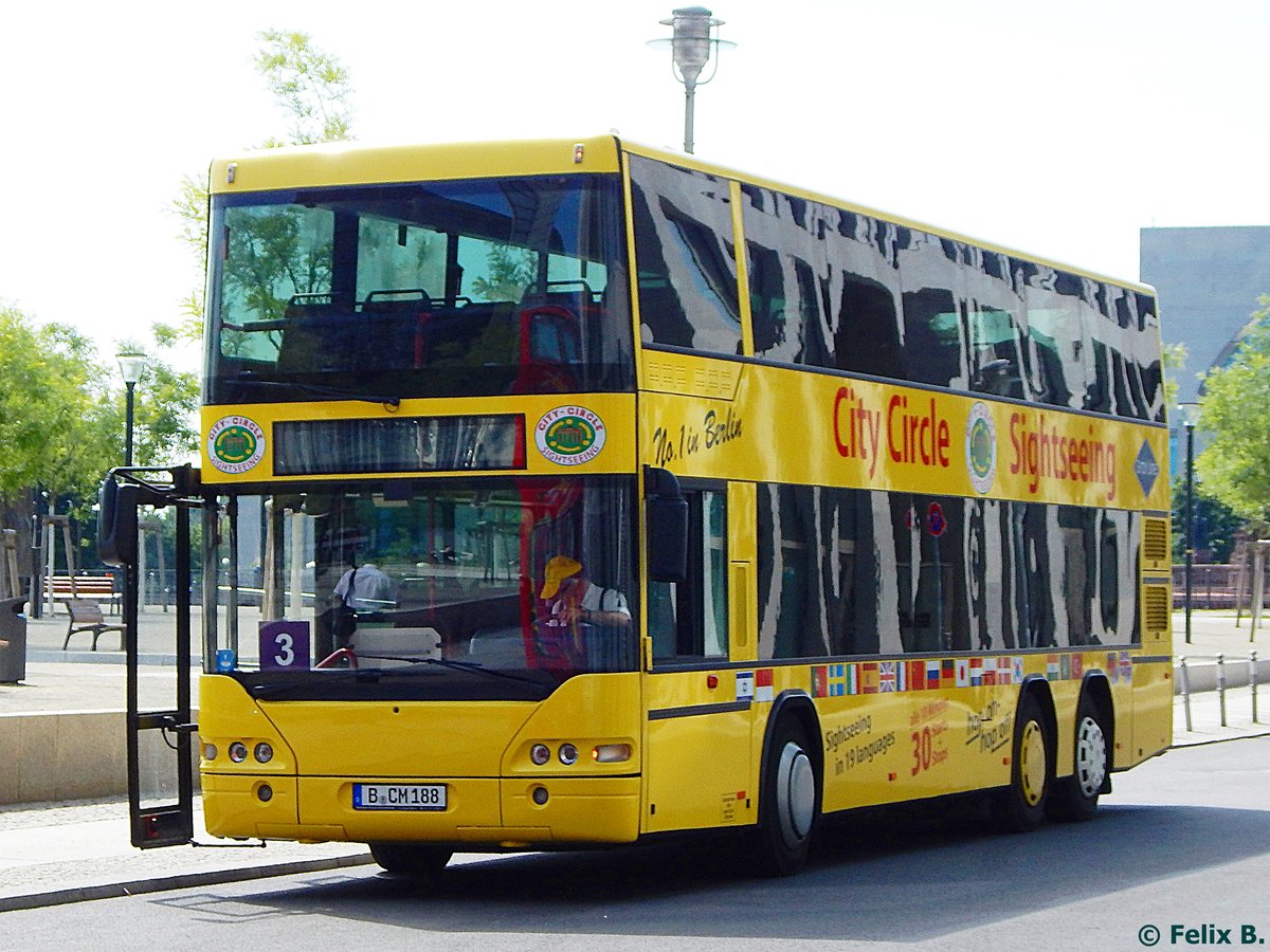 Neoplan Centroliner (N4426) von Berolina Magasch GmbH aus Deutschland in Berlin.