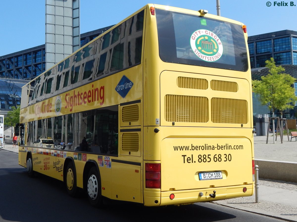 Neoplan Centroliner (N4426) von Berolina Magasch GmbH aus Deutschland in Berlin.