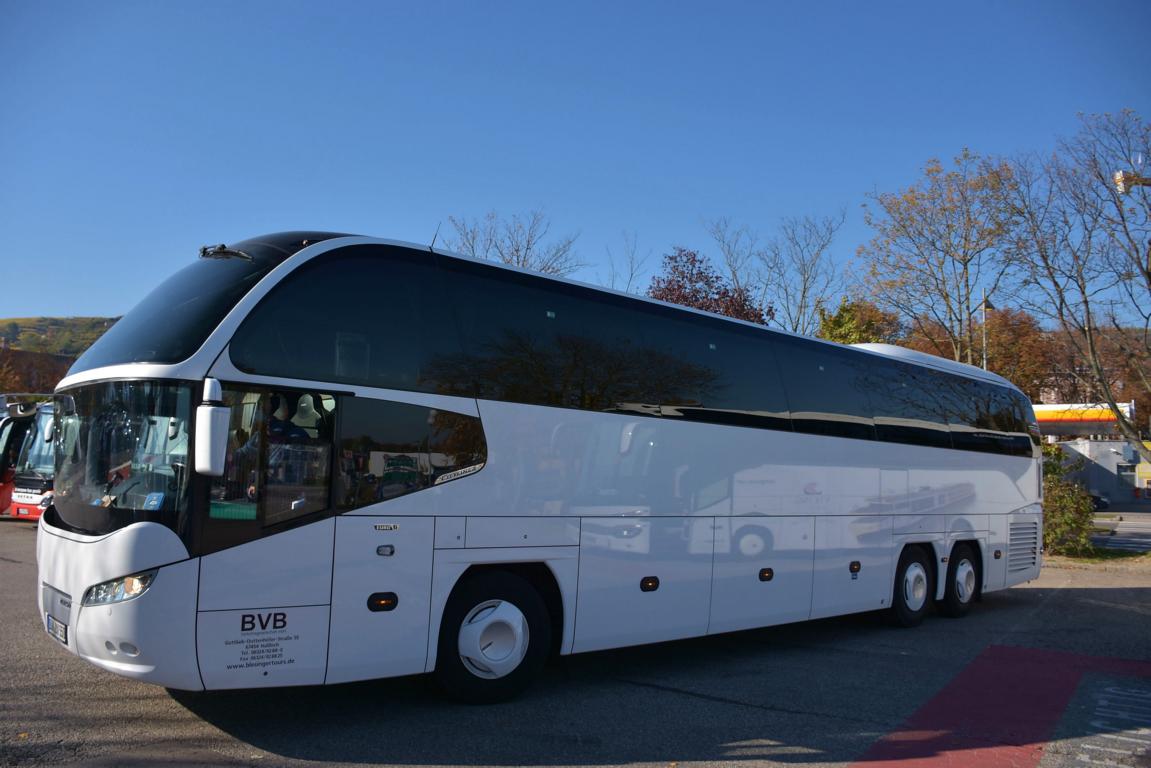 Neoplan Cityliner von BVB Reisen aus der BRD Okt. 2017 in Krems.