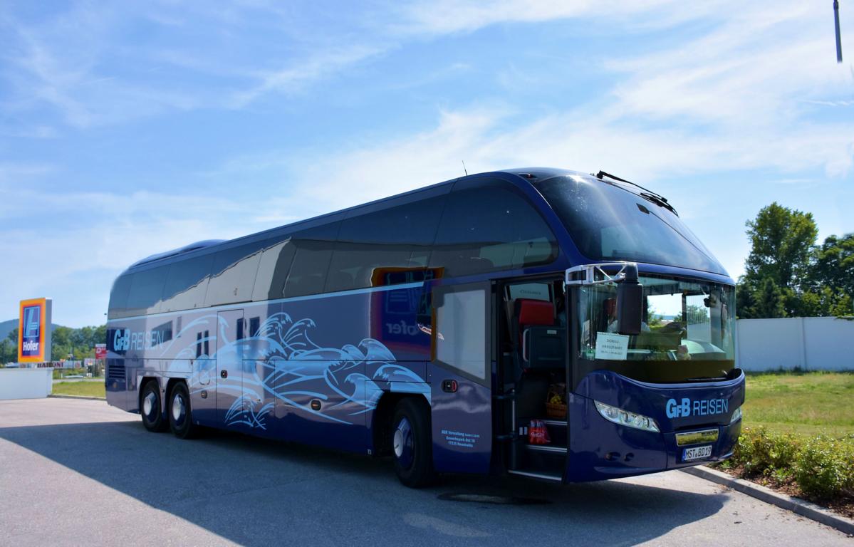 Neoplan Cityliner von GfB Reisen aus der BRD.