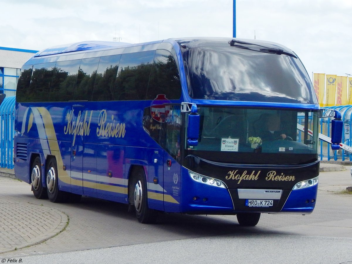 Neoplan Cityliner von Kofahl Reisen aus Deutschland in Rostock. 