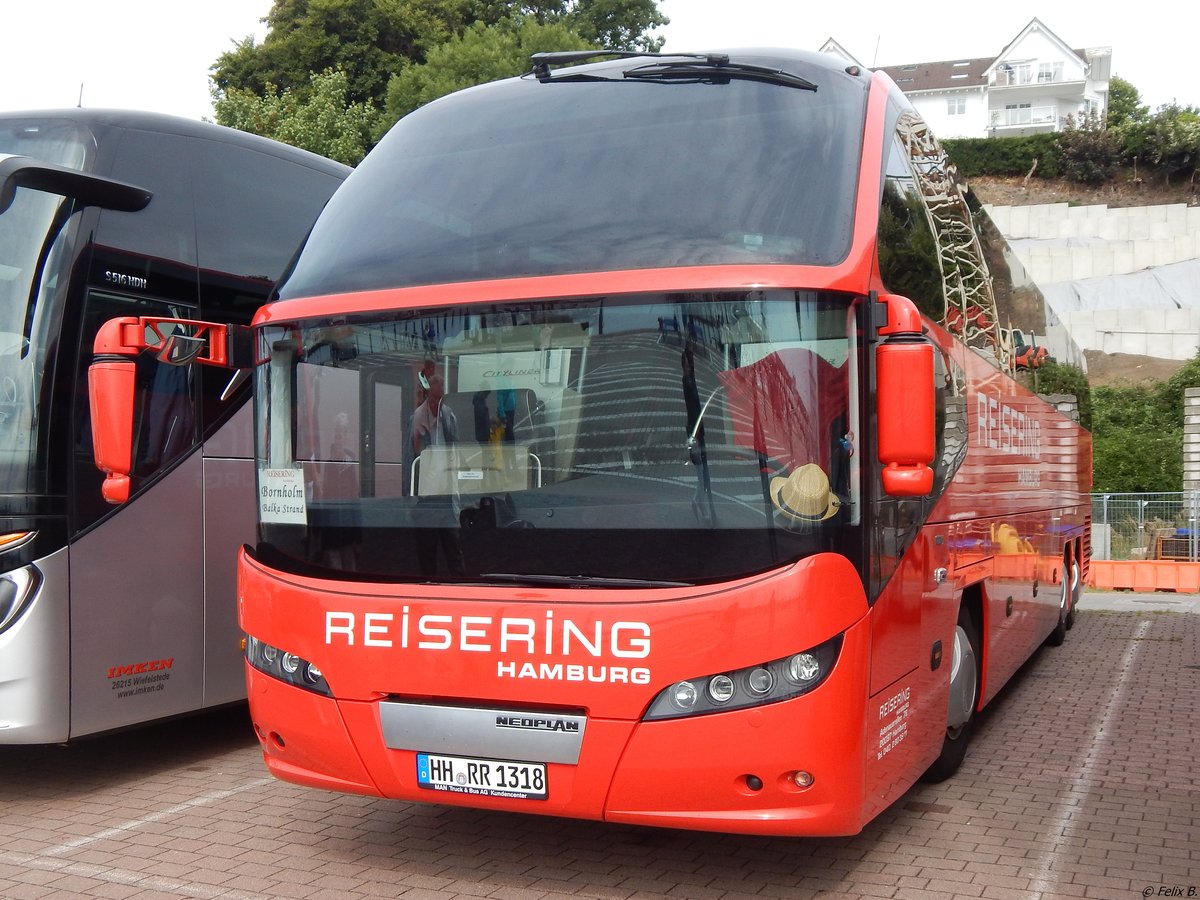 Neoplan Cityliner von Reisering Hamburg aus Deutschland im Stadthafen Sassnitz. 