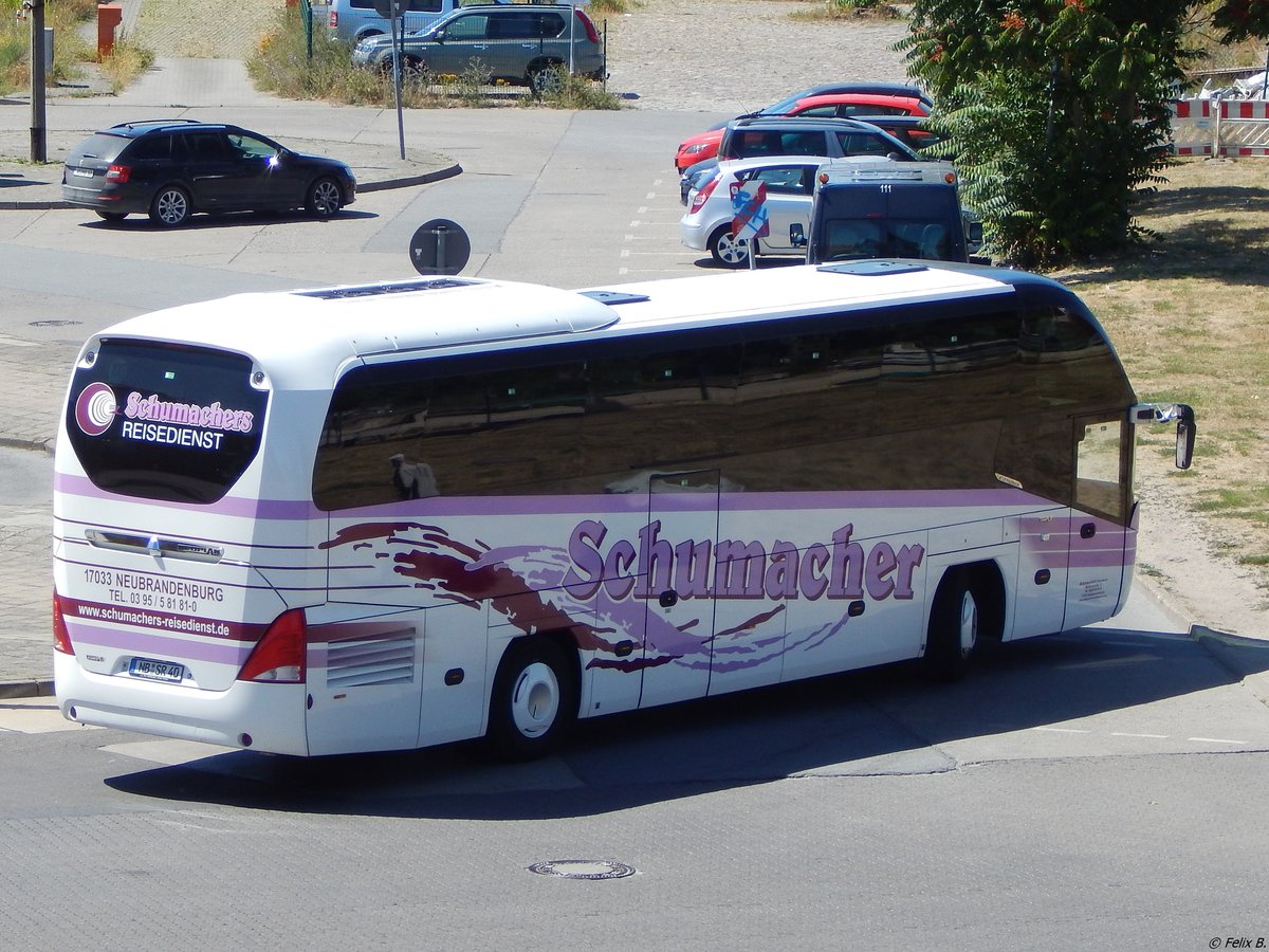 Neoplan Cityliner von Schumacher aus Deutschland in Neubrandenburg. 