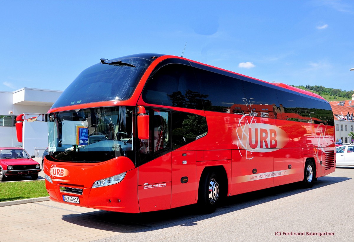 NEOPLAN CITYLINER von URB / BRD am 9.7.2013 in Krems an der Donau unterwegs.