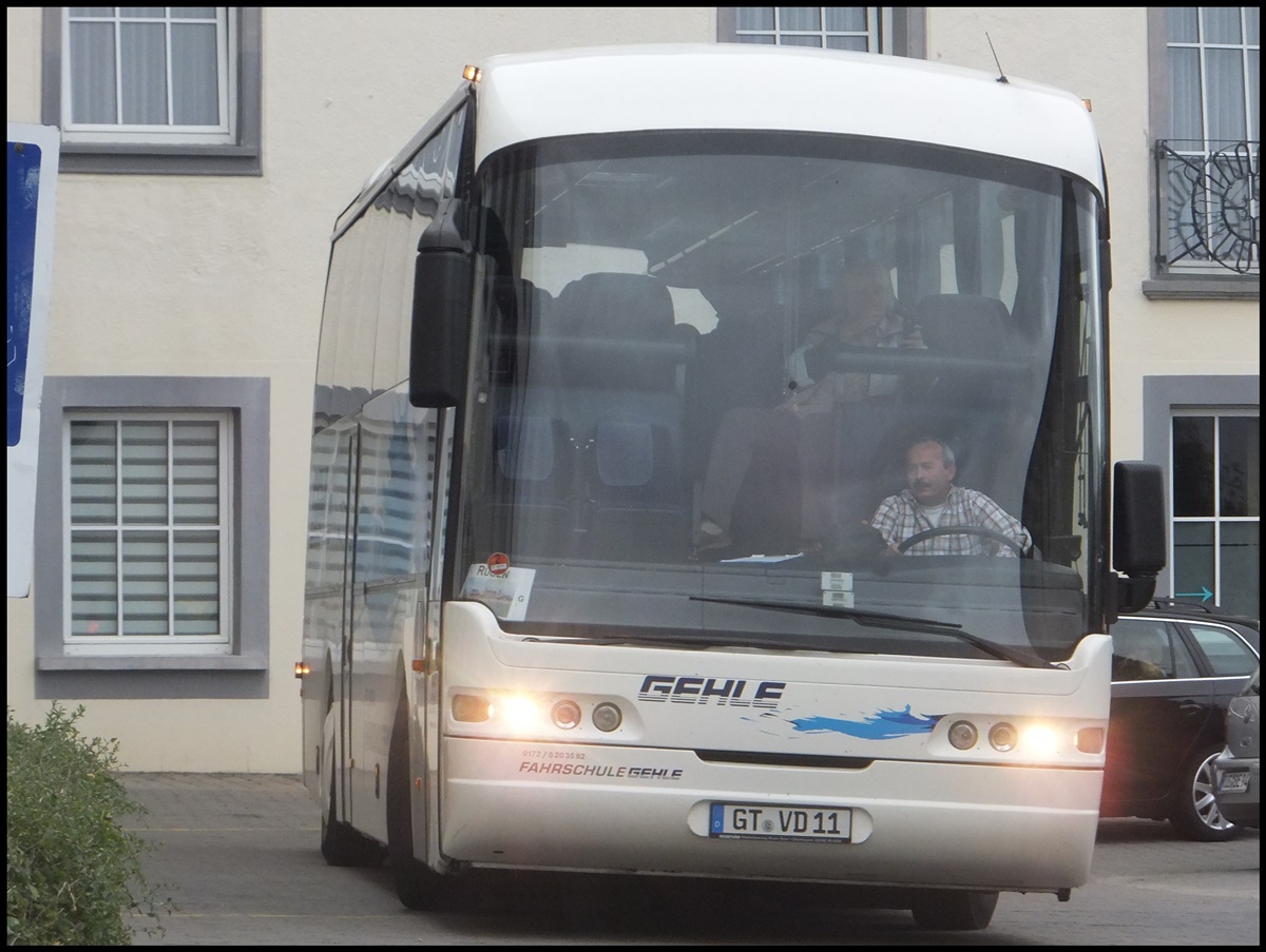 Neoplan Euroliner von Gehle aus Deutschland in Sassnitz.