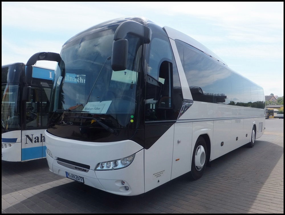 Neoplan Jetliner aus Mnchen zum Test bei der RPNV in Bergen.