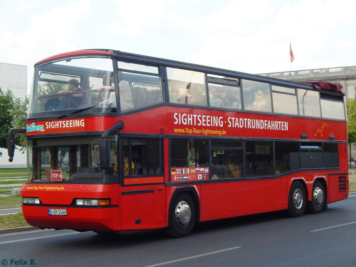 Neoplan N4026/3 von Gullivers aus Deutschland in Berlin.