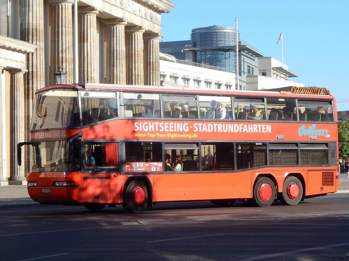 Neoplan N4026/3 von Gullivers aus Deutschland in Berlin.