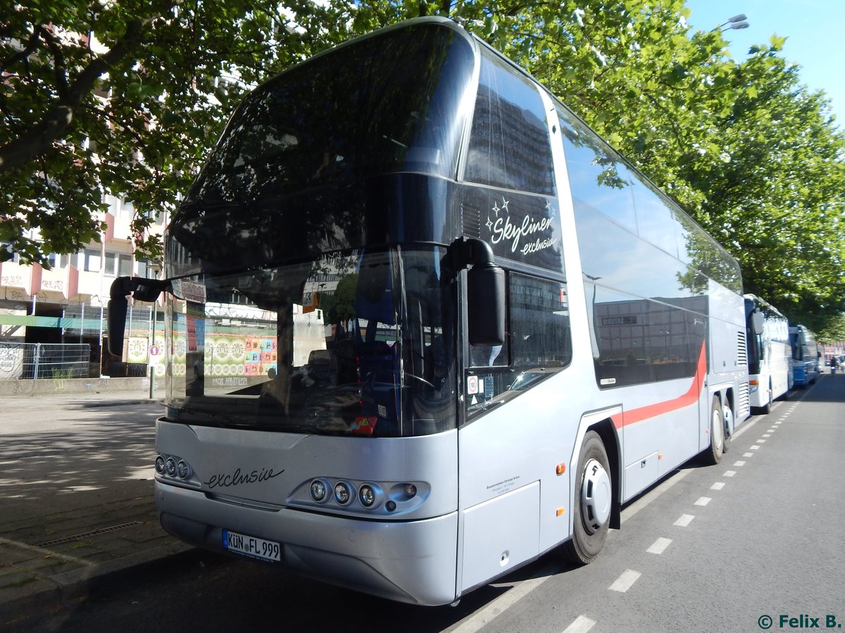 Neoplan Skyliner von Busunternehmen Christoph Schein aus Deutschland (ex Benninghoff/D) in Berlin.