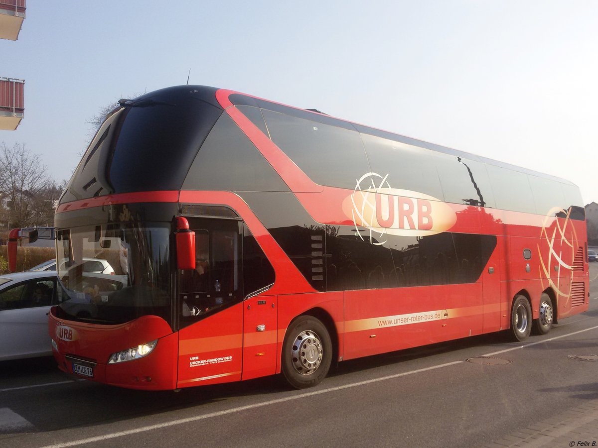 Neoplan Skyliner von URB aus Deutschland in Bergen. 