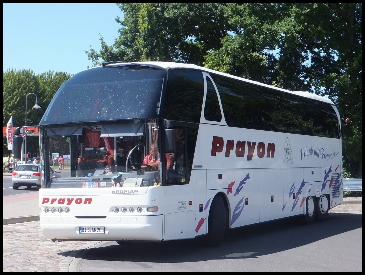 Neoplan Starliner von Prayon aus Deutschland in Binz.