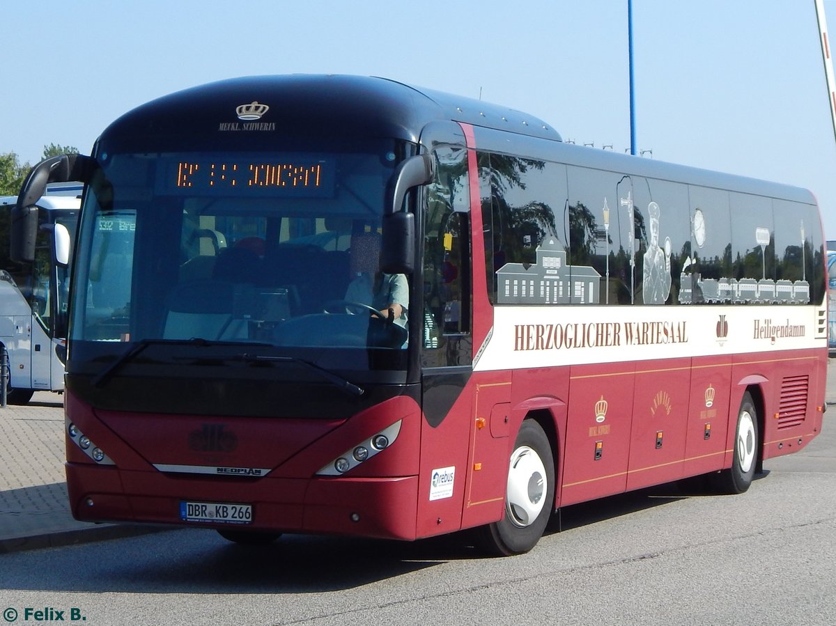 Neoplan Trendliner von Regionalbus Rostock in Rostock.