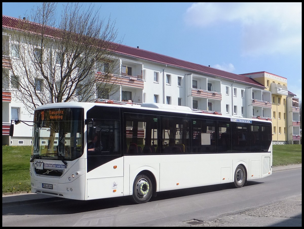 NEUER Volvo 8900 der RPNV in Sassnitz.