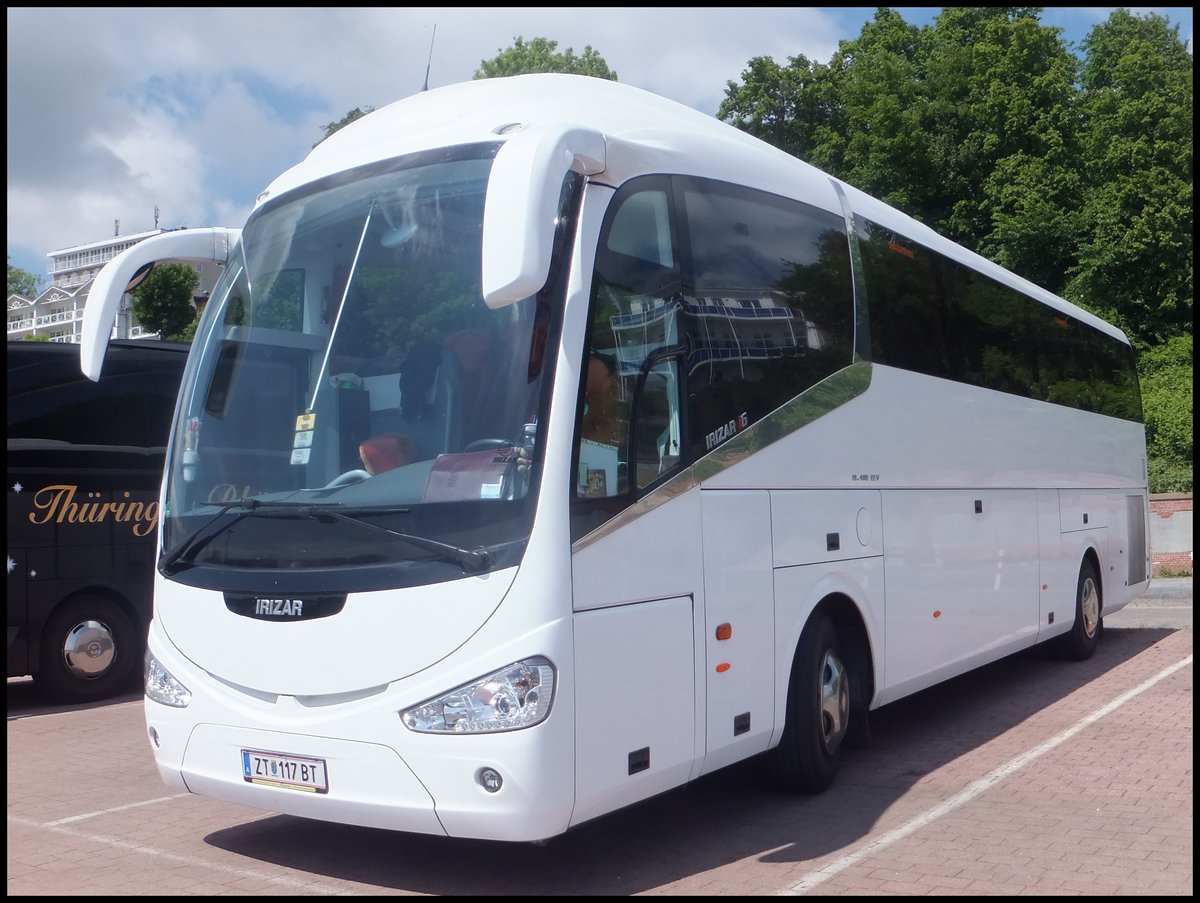 Scania Irizar aus Niederösterreich im Stadthafen Sassnitz.