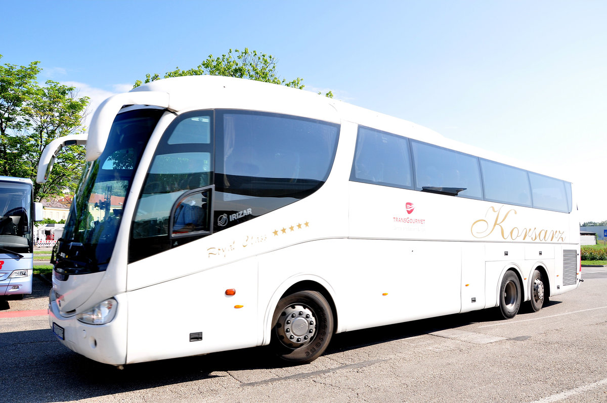 Scania Irizar von Skorsarz Reisen aus Polen in Krems gesehen.