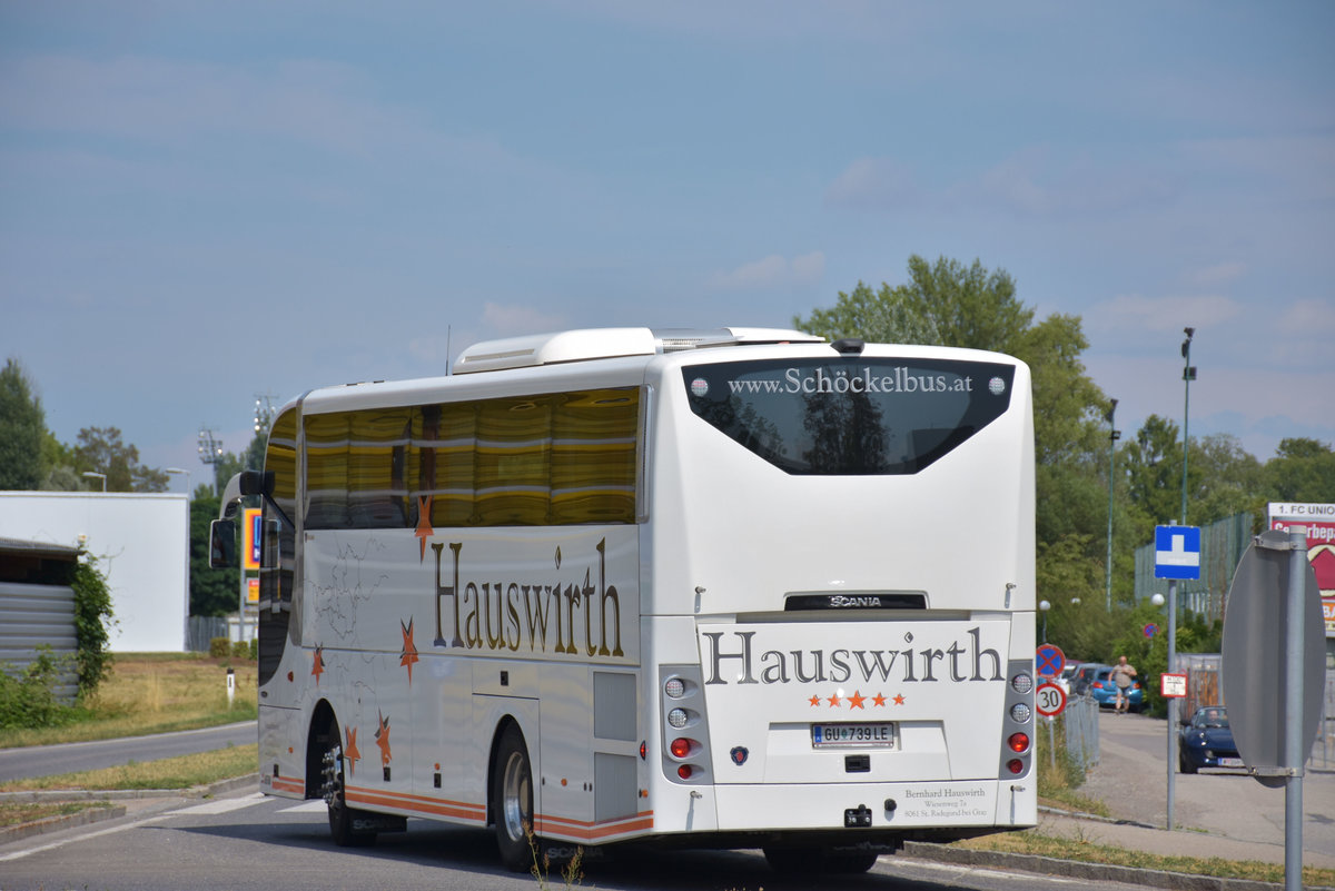 Scania OmniExpress von Hauswirth Reisen aus sterreich 2017 in Krems.