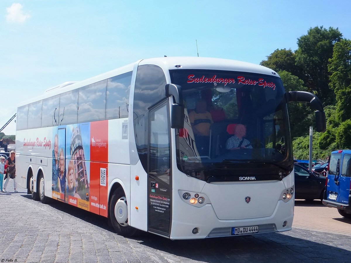 Scania OmniExpress von Sudenburger Reise-Spatz aus Deutschland im Stadthafen Sassnitz.