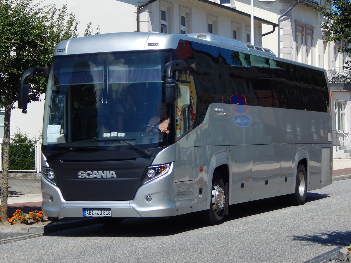 Scania Touring von IDL Tours aus Deutschland in Sassnitz.