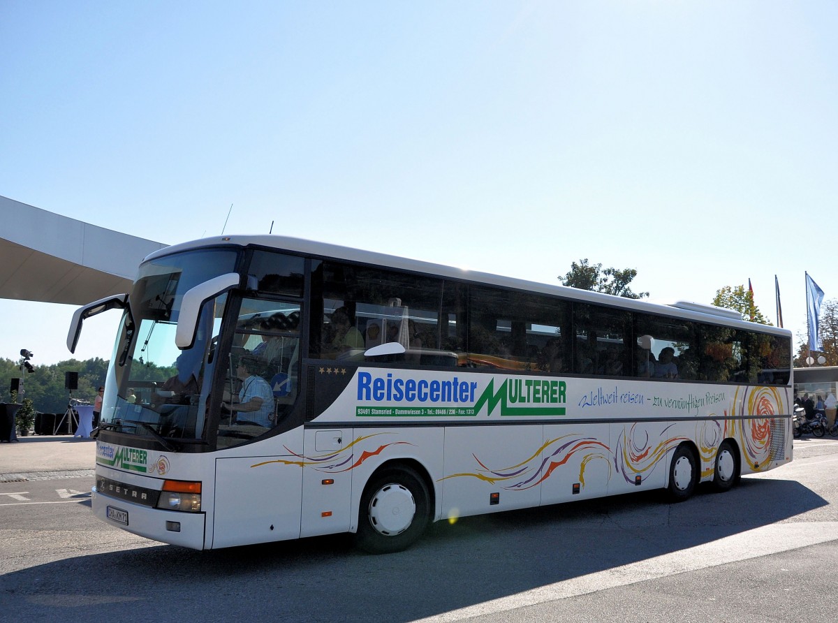 SETRA 300er Serie vom Reisecenter MULTERER aus Deutschland im September 2013 in Krems gesehen.