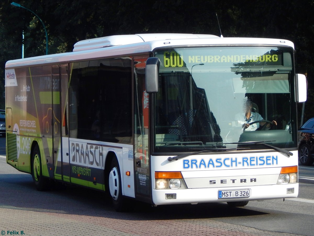 Setra 315 NF von Braasch Reisen aus Deutschland in Neubrandenburg.