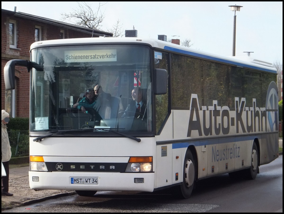 Setra 315 UL von Becker-Strelitz Reisen aus Deutschland in Sassnitz.