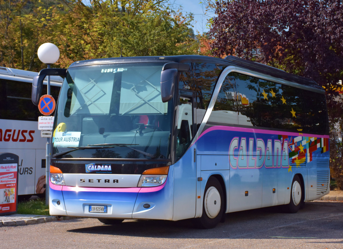 Setra 411 HD von Caltana Reisen aus Italien 2017 in Krems.