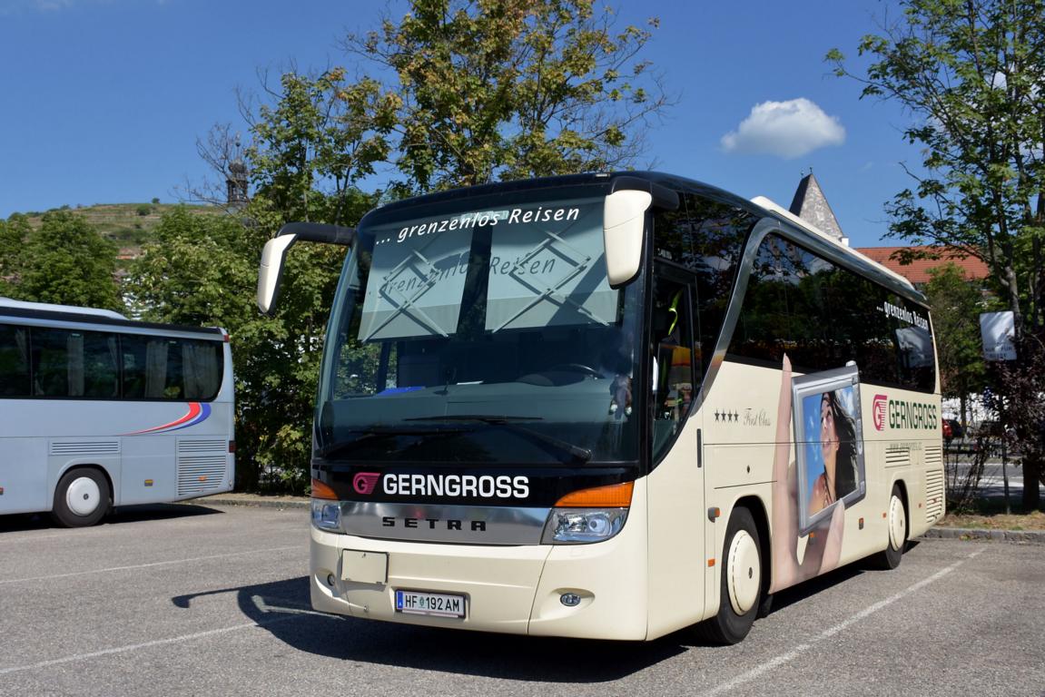 Setra 411 HD von Gerngross Reisen aus sterreich 06/2017 in Krems.