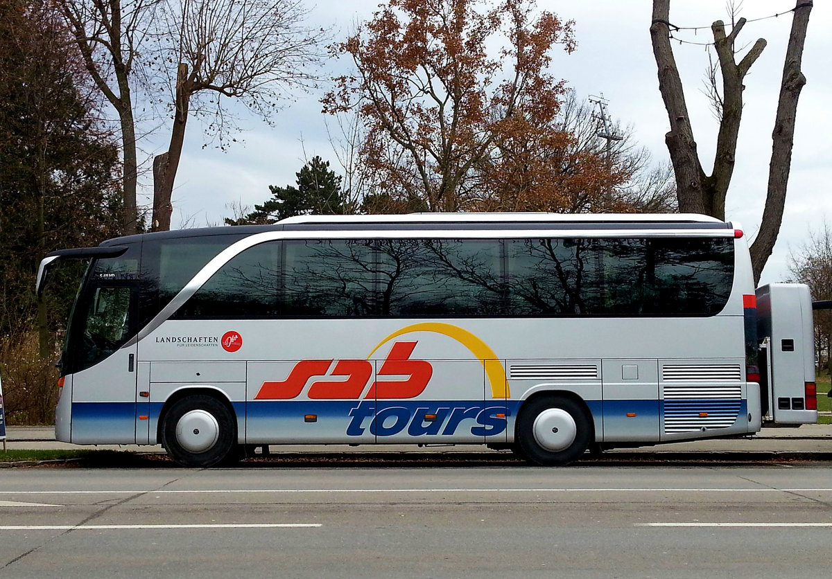 Setra 411 HD von SAB Tours aus �sterreich in Krems.