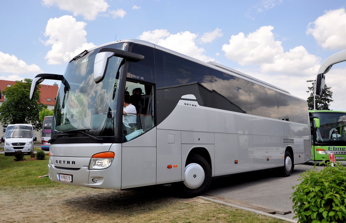 SETRA 415 GT-HD aus sterreich im Juli 2013 in Krems gesehen.