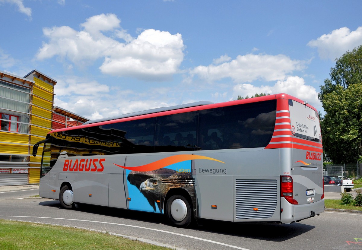 SETRA 415 GT-HD von BLAGUSS Slowakia im Juli 2013 in Krems gesehen.